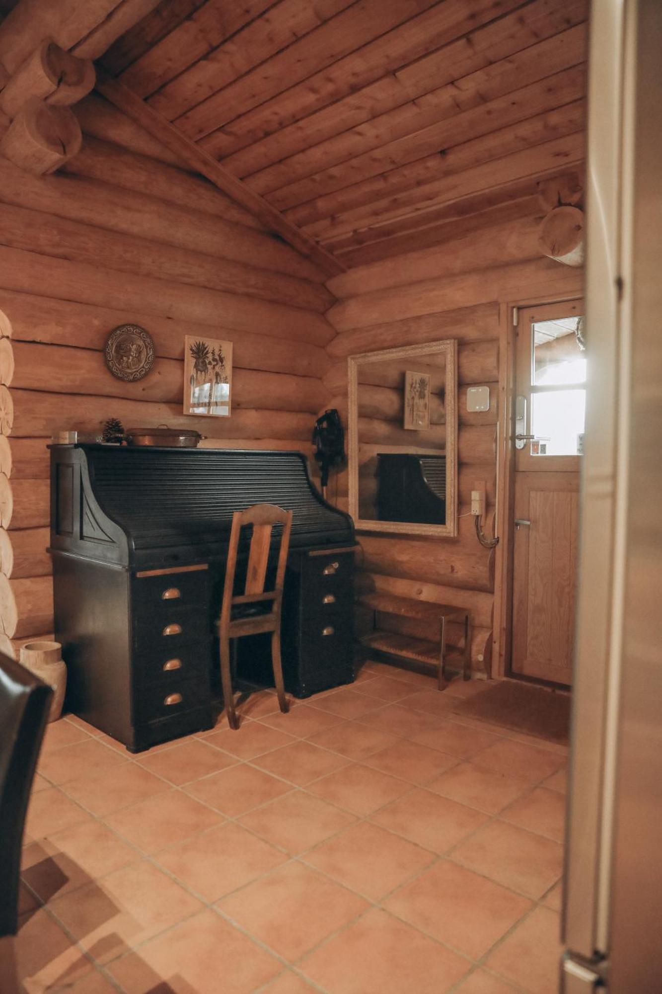 Fjordhygge - Authentic Wood Log Cabin Summerhouse Near Water, Fjord And Forest Jægerspris Eksteriør billede